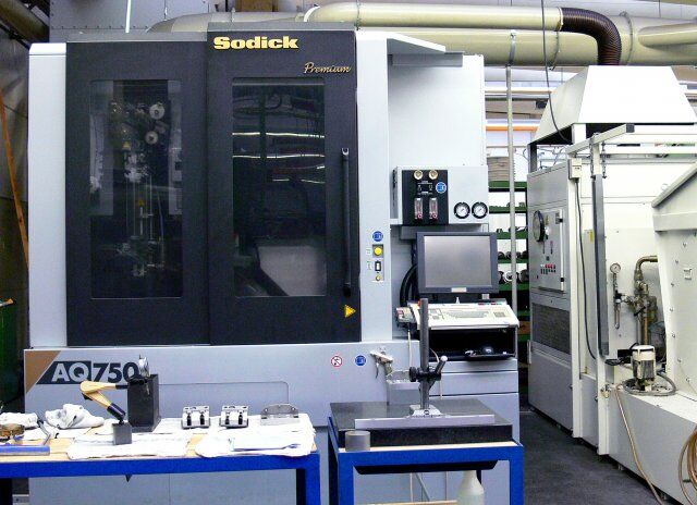 Drahterodiermaschine